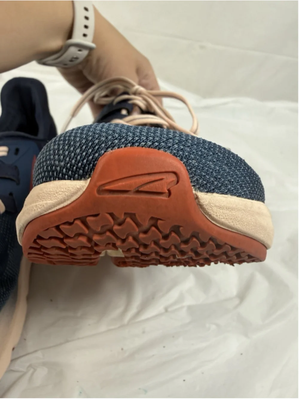Altra Provision 6 Women's Size 7.5 Shaped Running Shoe ‘Navy/Peach’ AL0A5488445